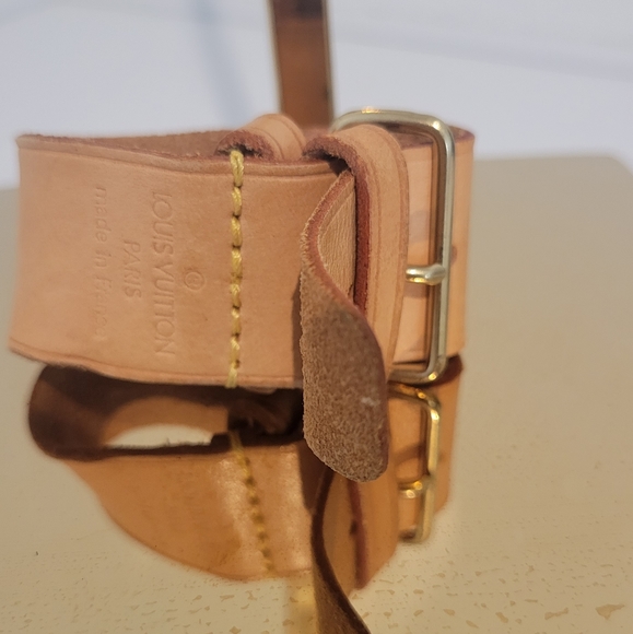 LOUIS VUITTON  Poignet - Picture 6 of 6